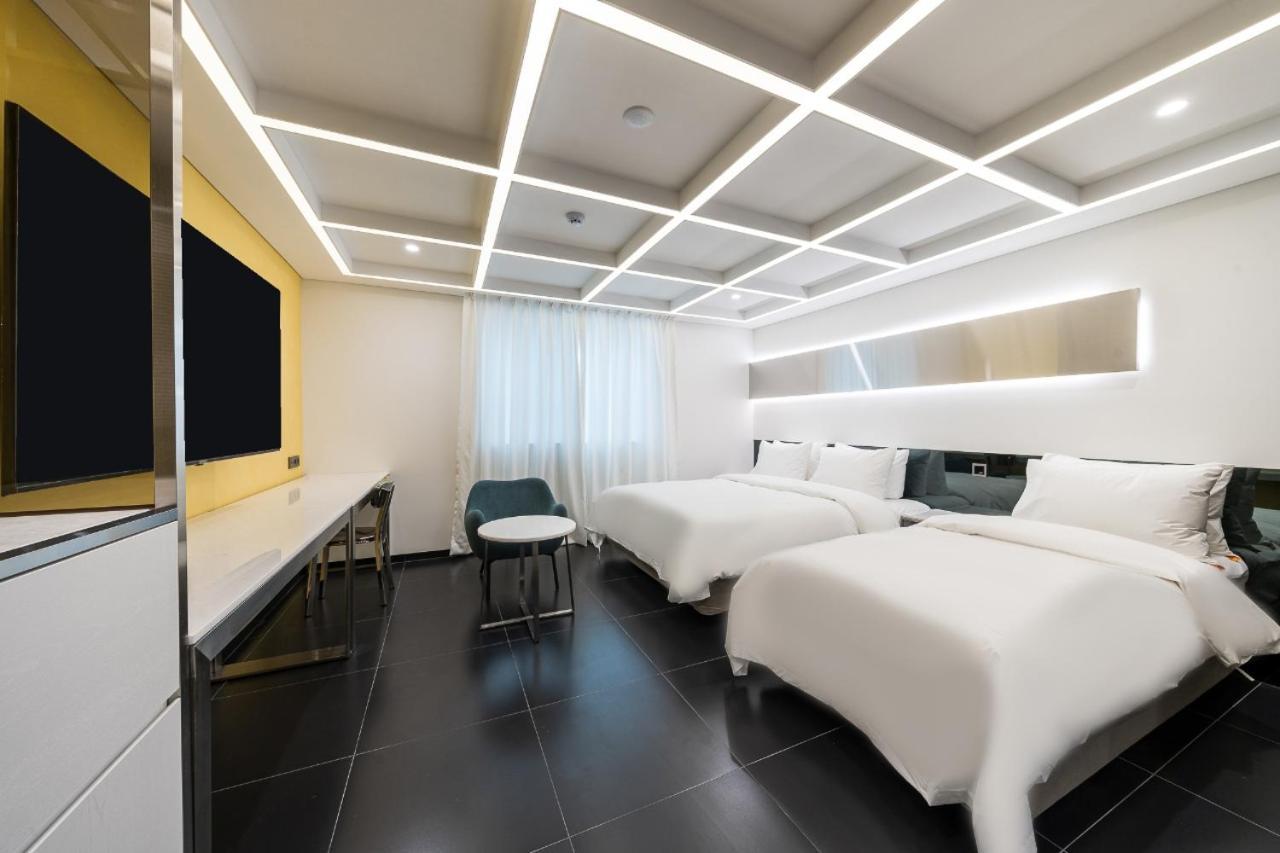 Hotel Amourex 3*
