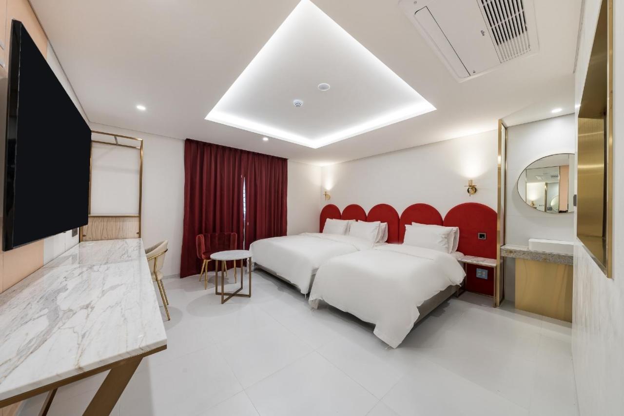 Amourex 3* Seul
