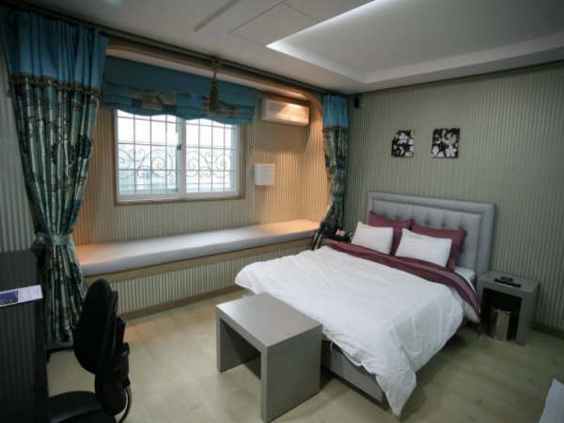 Amourex 3* Seul
