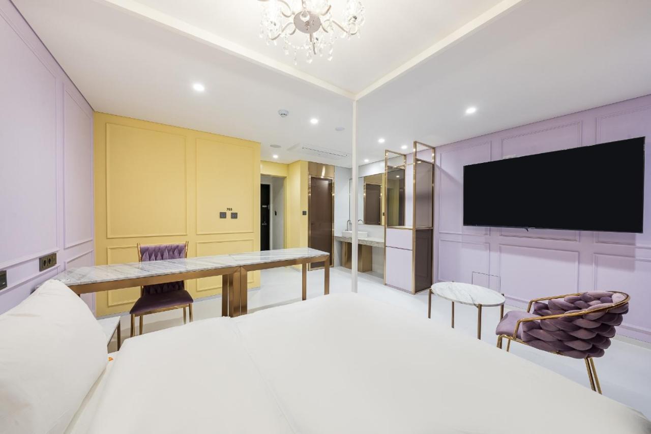 Amourex Khách sạn